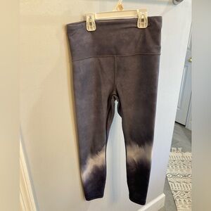 Athleta Elation Purple Watercolor 7/8 legging size small